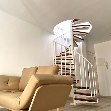 Spiral Stairs Duplex Lägenhet Figueres  Exteriör bild